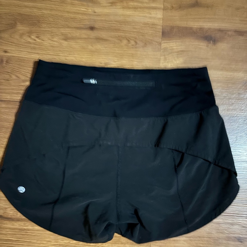 Lululemon Speed Up Shorts Size 6 - Picture 3 of 4